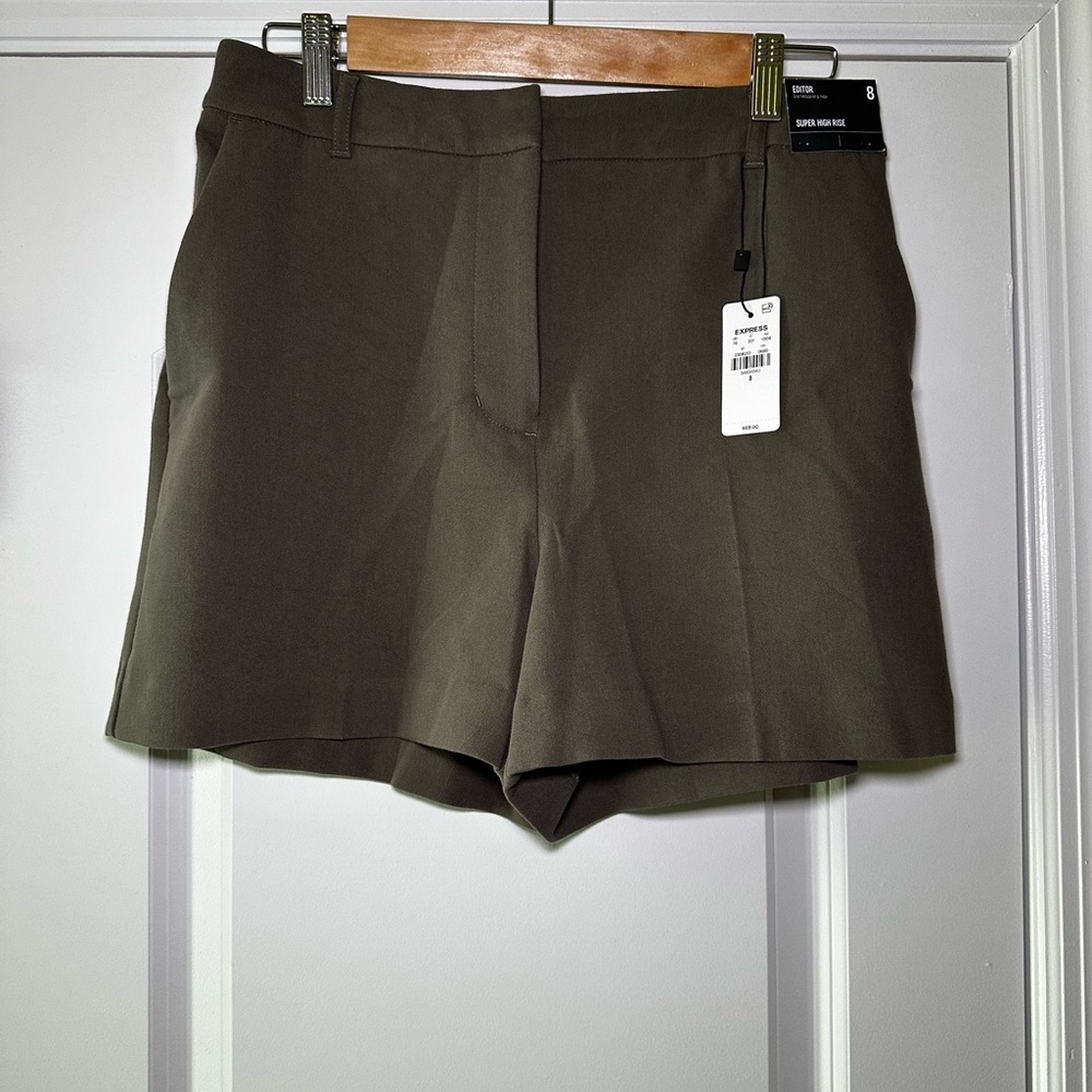 Express Editor Deep Olive Green Super High Rise Shorts Sz8 NWT w/faint mark - Picture 2 of 6